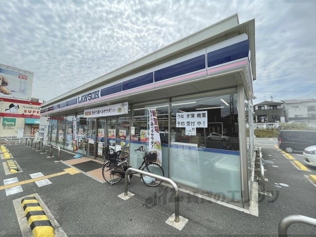 コンビニ　ローソン斑鳩龍田西八丁目店（コンビニ）まで1200m