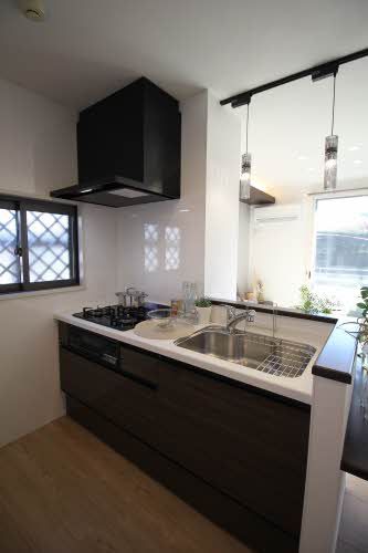 キッチン　※家具・備品は契約に含まれません。