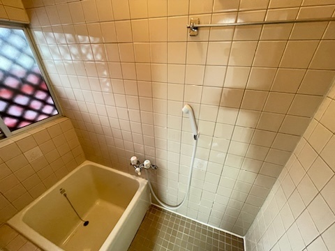 バス・シャワールーム