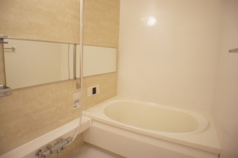 バス・シャワールーム　図面と現状に相違がある場合には現状を優先