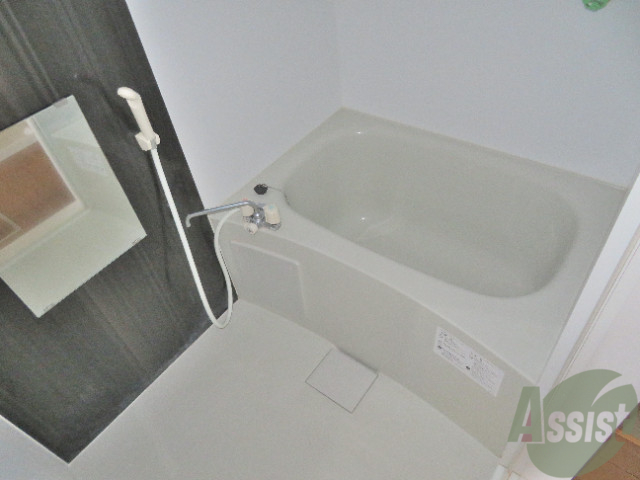 バス・シャワールーム　お風呂はお洒落で清潔感あるデザインでした！