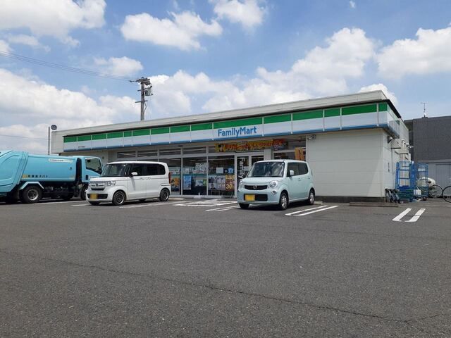 コンビニ　ファミリーマート岐阜下西郷店（コンビニ）まで1000m