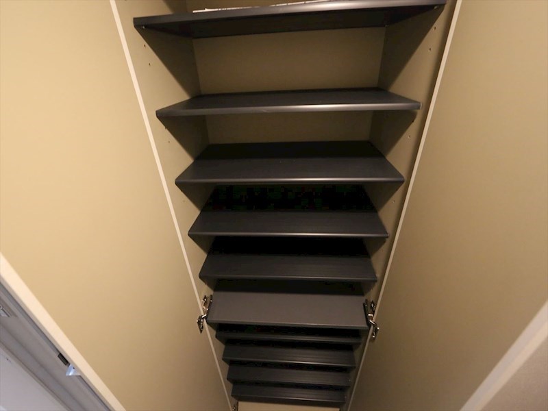 玄関　玄関　シューズボックス