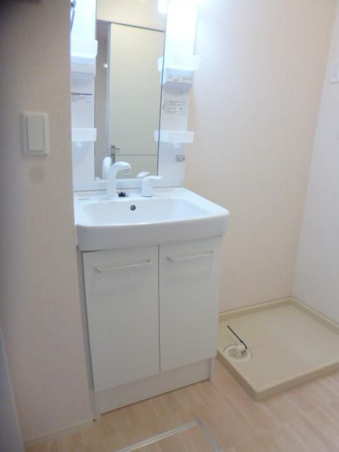 洗面設備　同タイプイメージ写真です。
