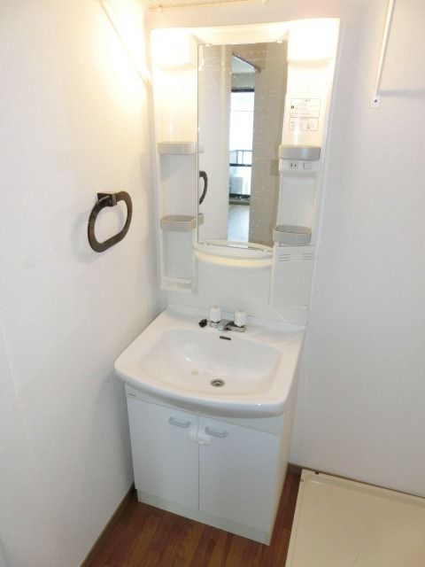 洗面設備　独立洗面化粧台