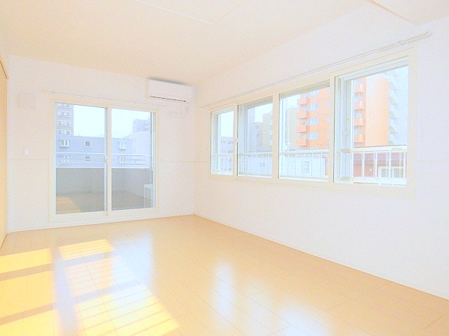 居室・リビング　きれいなリビング♪