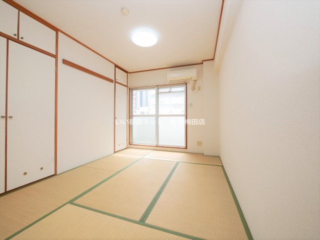 居室・リビング　画像と現状が異なる場合は現状優先となります。