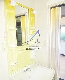 洗面設備　洗面台です。