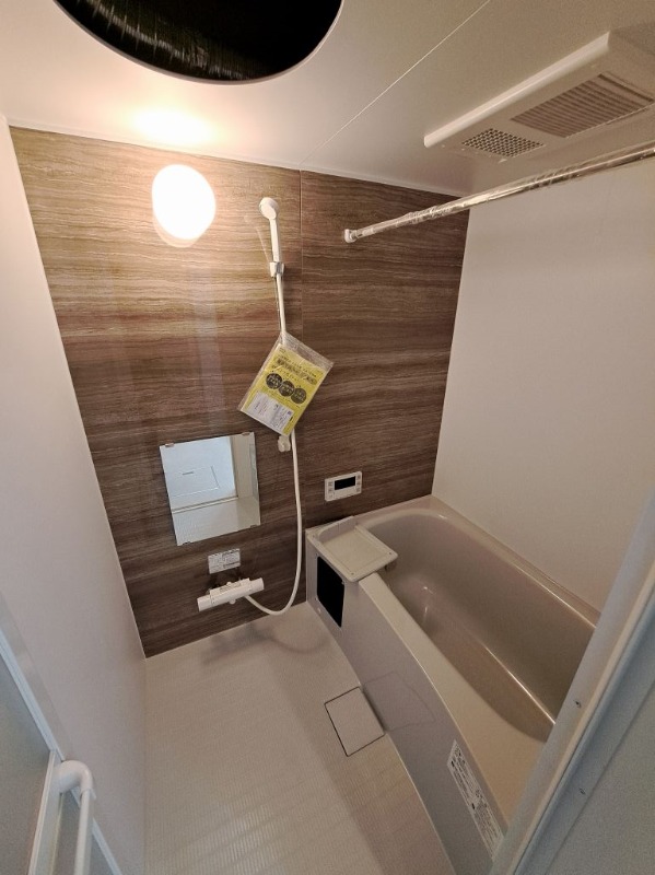 バス・シャワールーム　１階の室内写真です