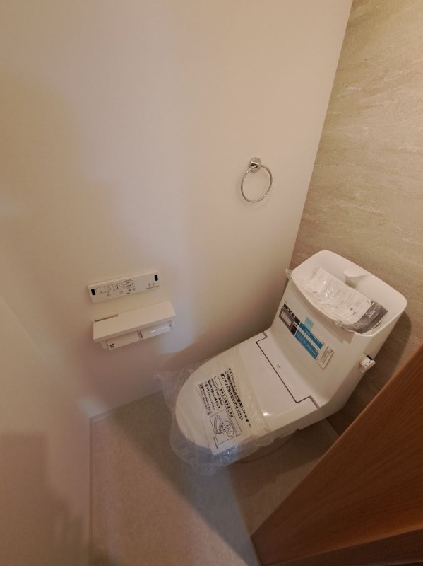 トイレ　１階の室内写真です