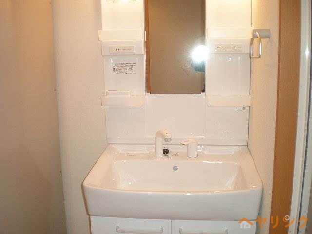 洗面設備　洗髪洗面化粧台