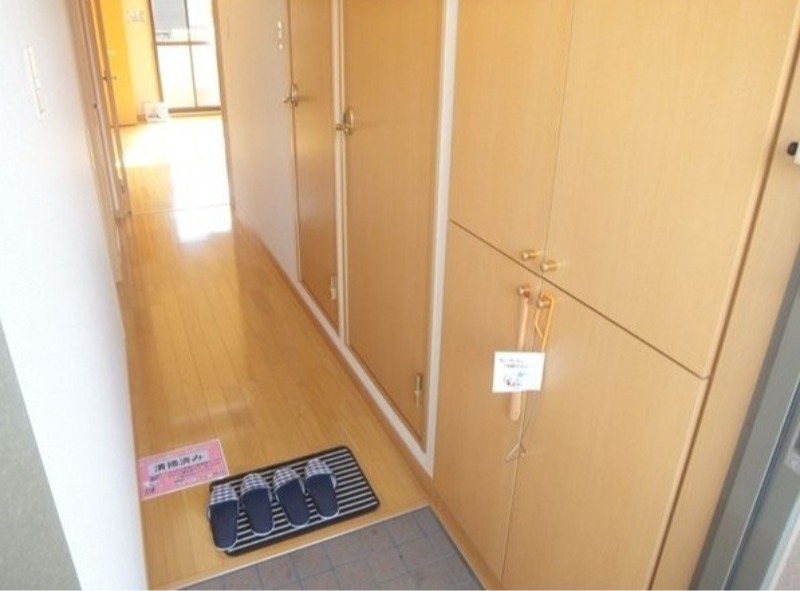 玄関　図面と現状に相違がある場合には現状を優先