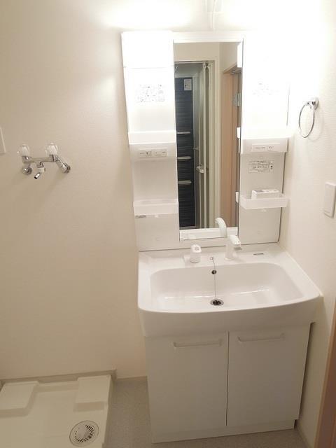 洗面設備　洗面室