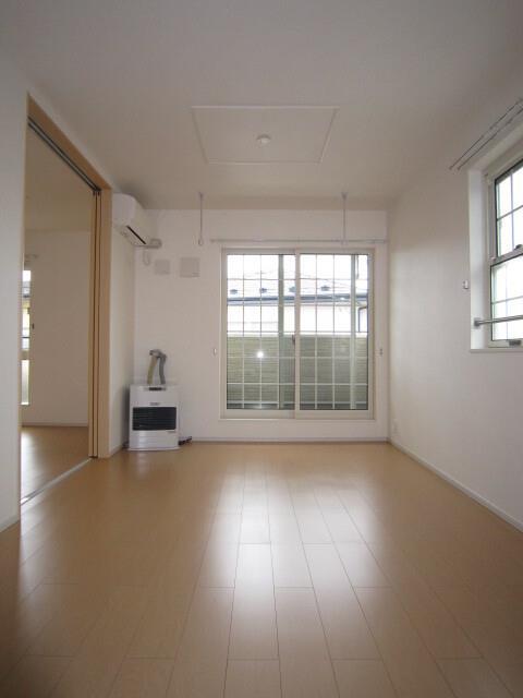 居室・リビング　リビング