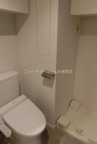 トイレ　別号室参考写真