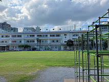 小学校　下目黒小学校（小学校）まで466m