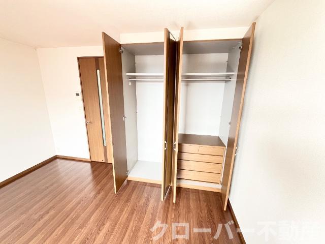 収納　クローゼット