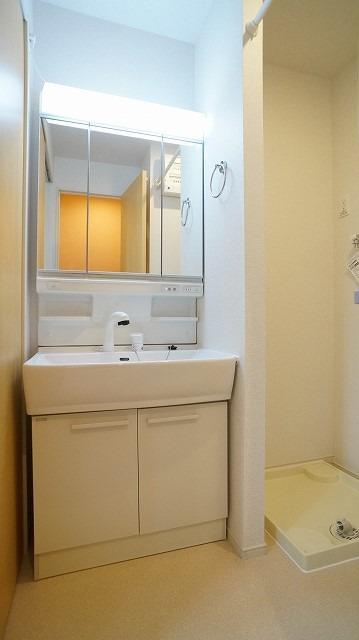 洗面設備　洗面所です