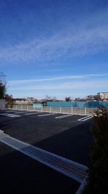駐車場　車をお持ちの方に嬉しい駐車場付きの物件です