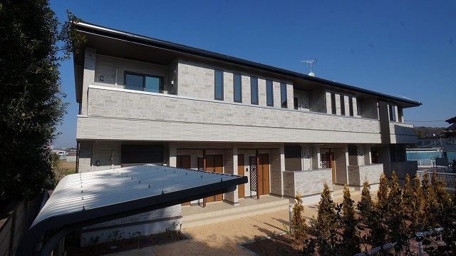 建物外観　落ち着いた雰囲気の外観です