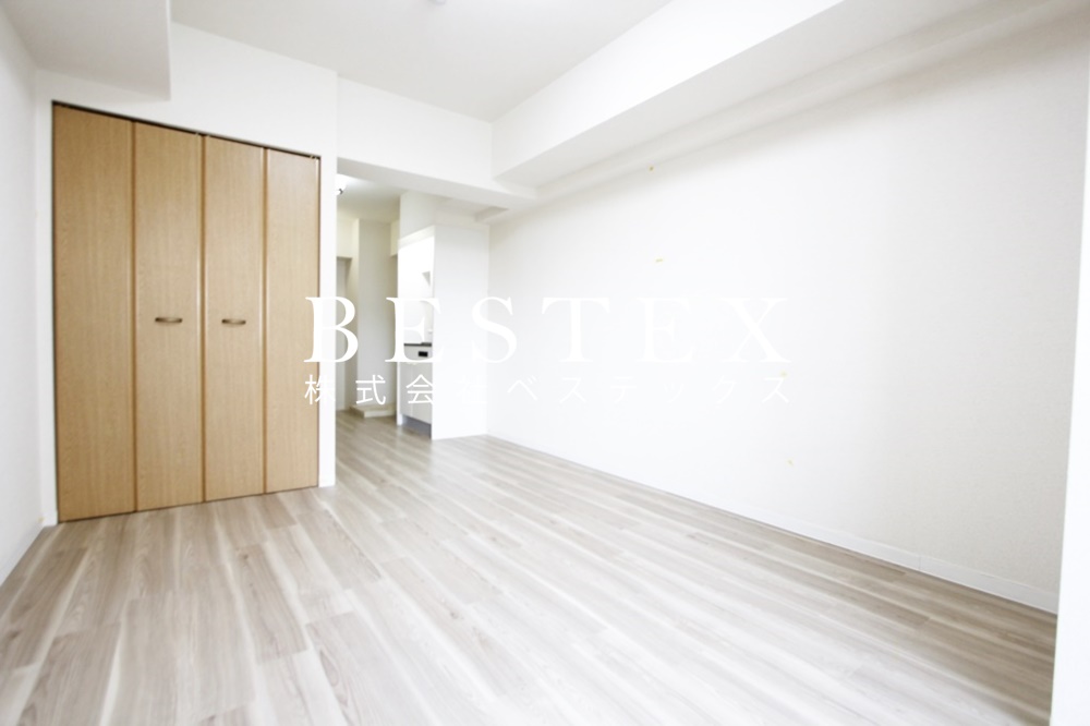 居室・リビング　別部屋の写真となります。