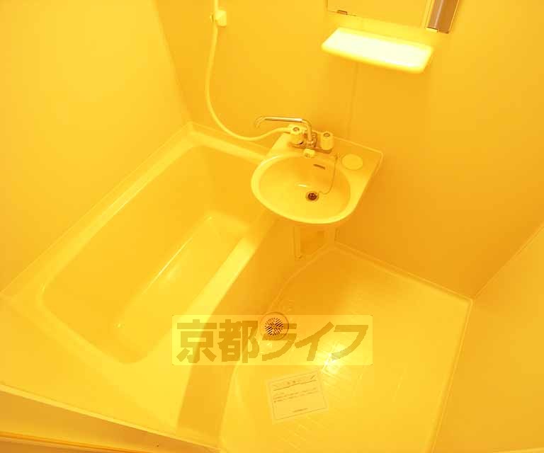 バス・シャワールーム　お風呂です。