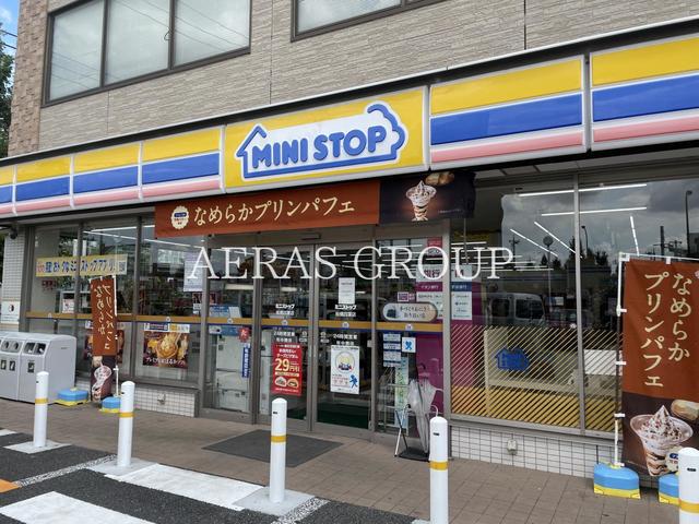 コンビニ　ミニストップ 板橋四葉店（コンビニ）まで308m