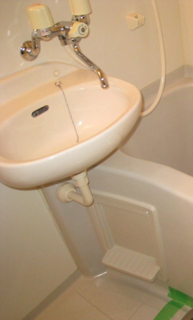 洗面設備　同物件、別号室のものです。