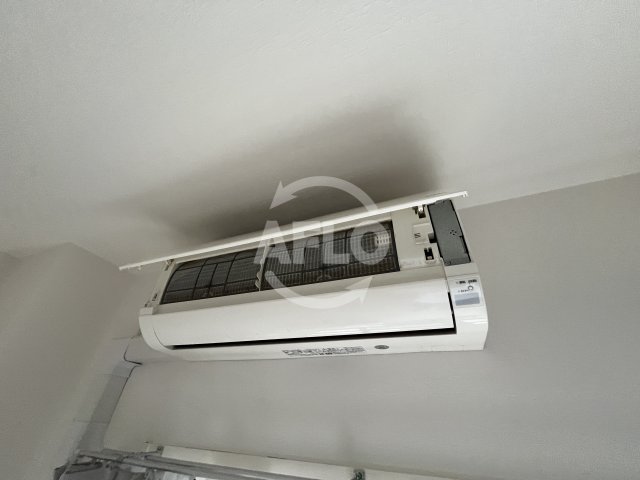 その他設備　プレイシズ新大阪　エアコン
