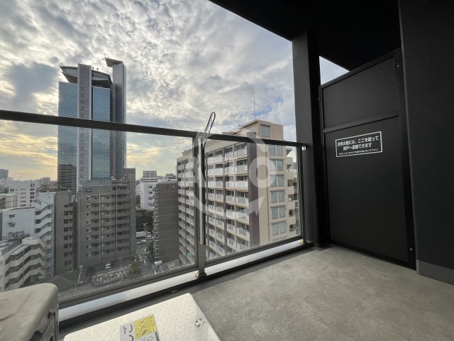 バルコニー　プレイシズ新大阪　バルコニー