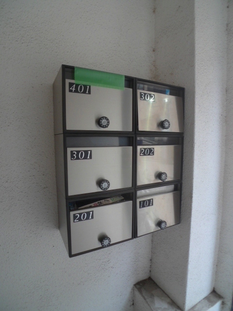 ロビー　集合ポスト