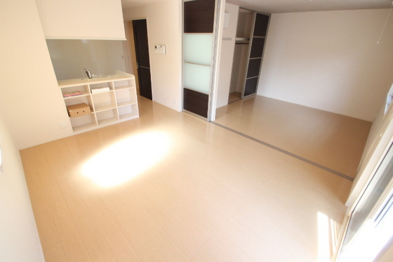 居室・リビング　※別部屋の写真です