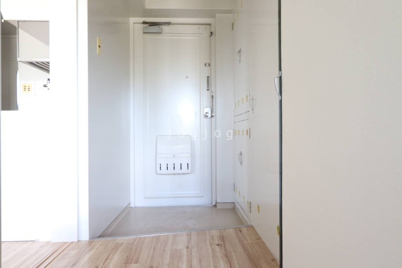 玄関　モデルルームの写真です