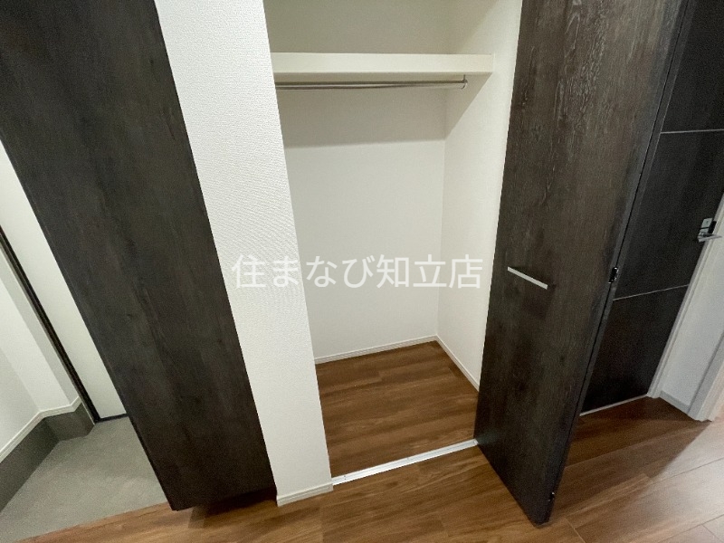 建物外観　建築中