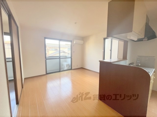 居室・リビング　リビング