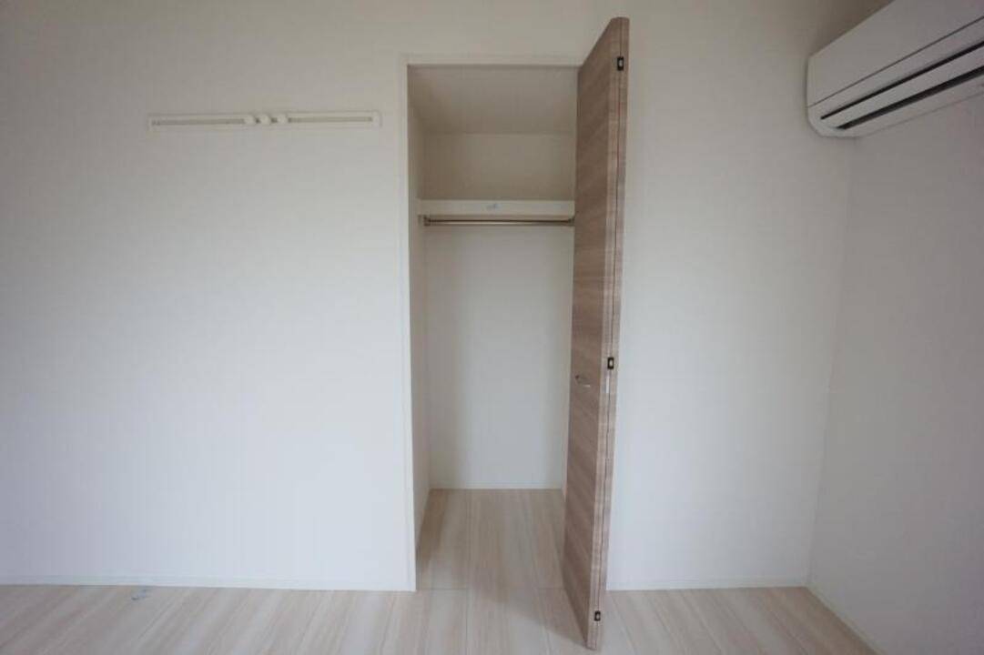 収納　クローゼット