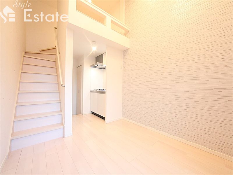 居室・リビング　内装