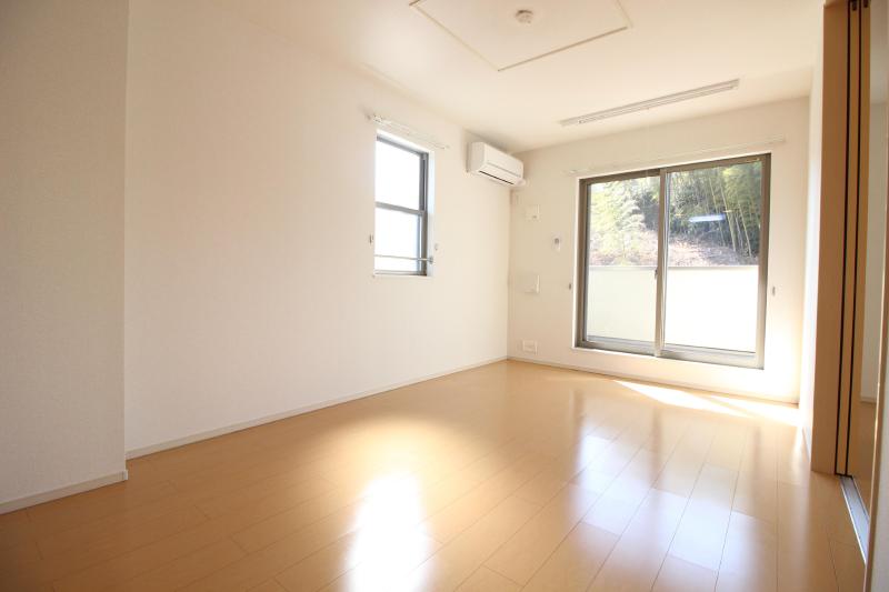 セキュリティ　リビングのエアコン