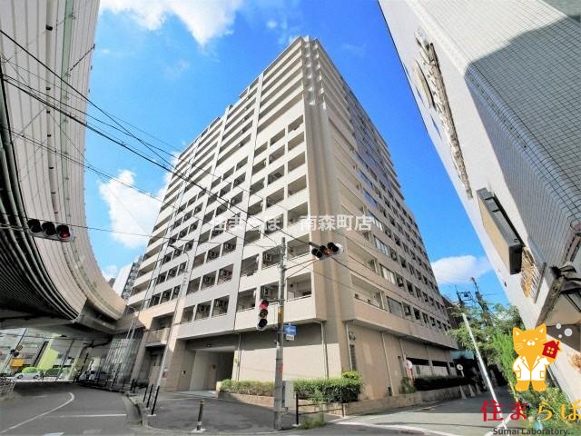 建物外観　「見ないで終わるには、惜しすぎる。」