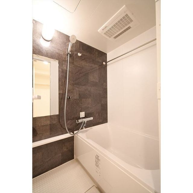 バス・シャワールーム　お風呂で日々の疲れを落としましょう