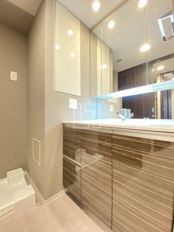 洗面設備　シティタワー大阪本町　独立洗面台