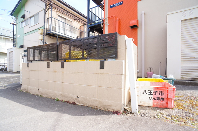 その他共有部分　敷地内のゴミ置き場です♪