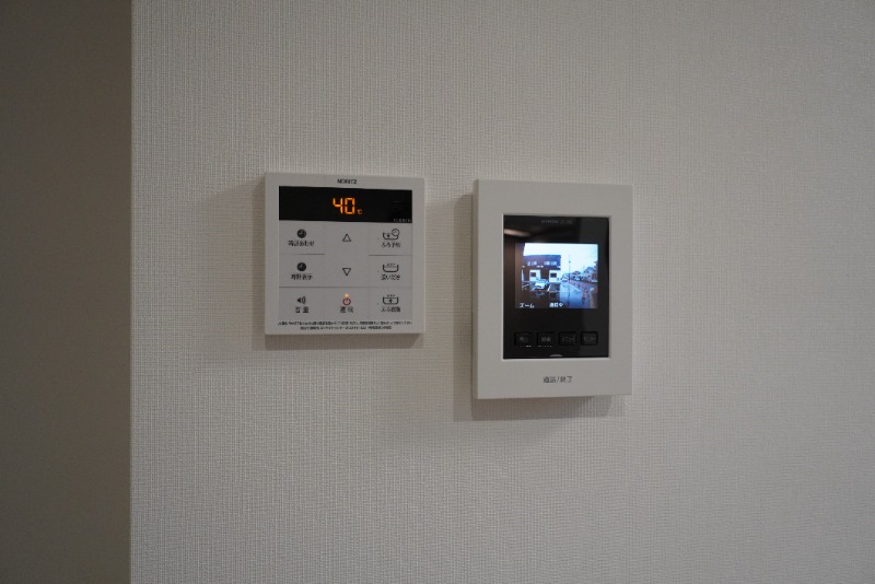 セキュリティ　モニター付きインターホン