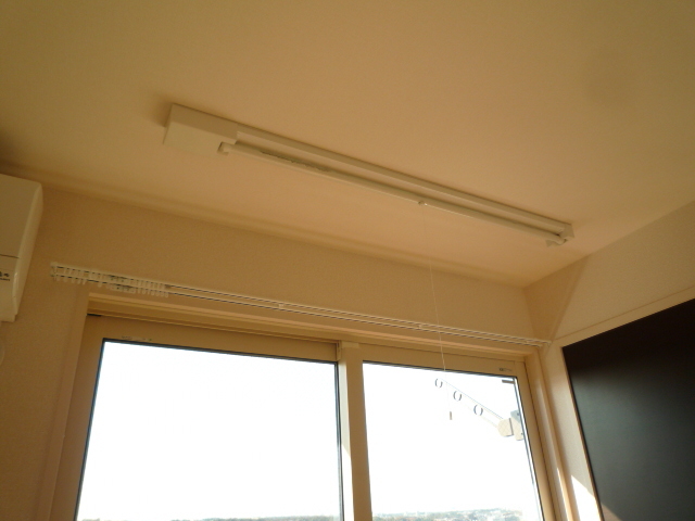 その他設備　重宝する室内物干し