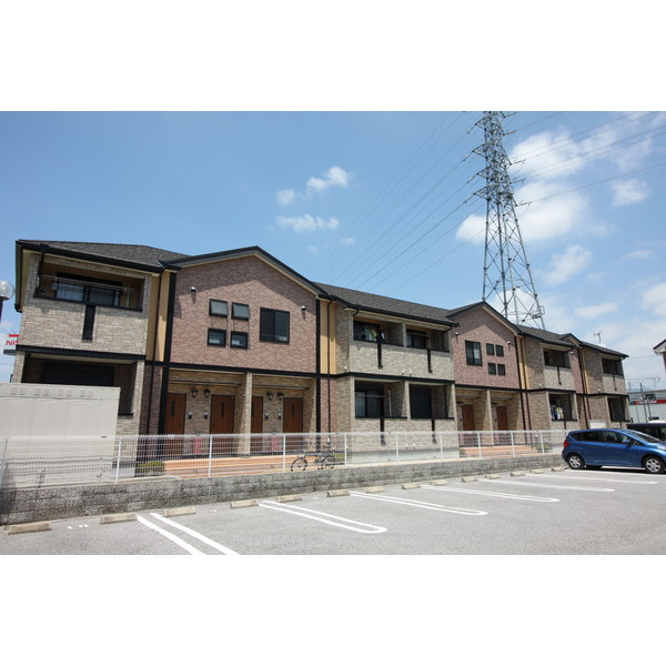 建物外観　南向きバルコニー