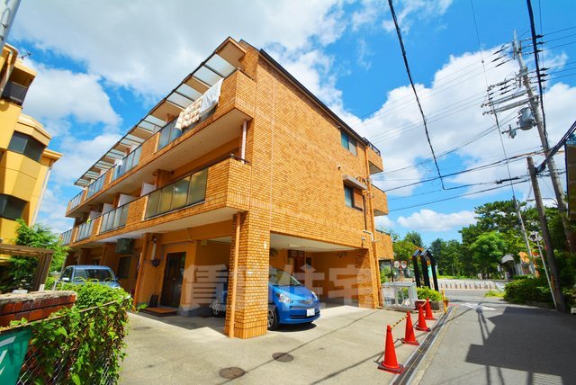 建物外観　オンライン内覧・現地案内も可能です