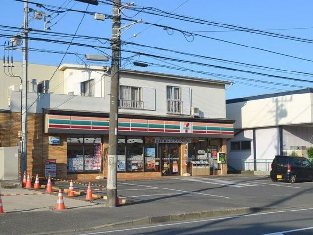 コンビニ　セブンイレブン村岡東店（コンビニ）まで854m