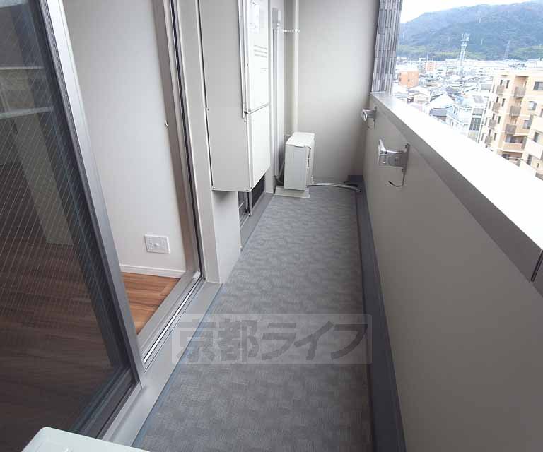 バルコニー　ワイドなバルコニーです・