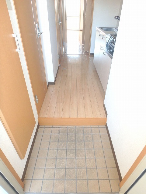 玄関　下駄箱付き♪