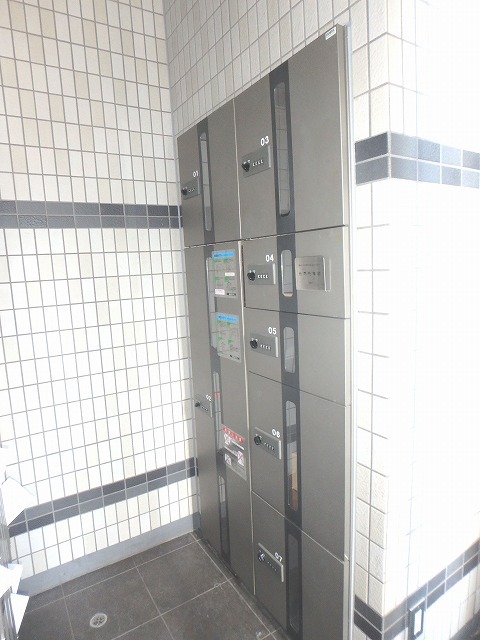 その他共有部分　宅配ボックス付きで不在時でも荷物が預かれます☆